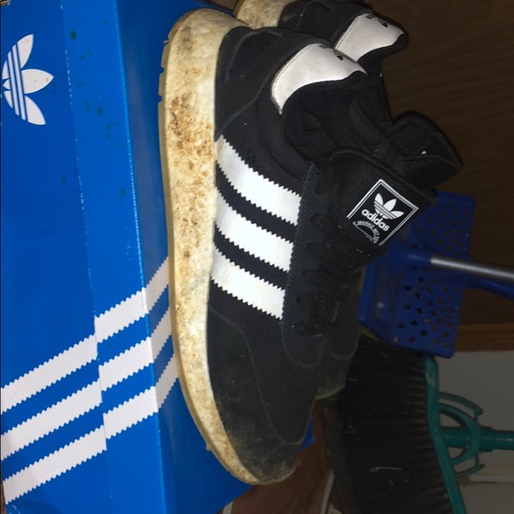 Adidas iniki runner - Picture 2 of 5